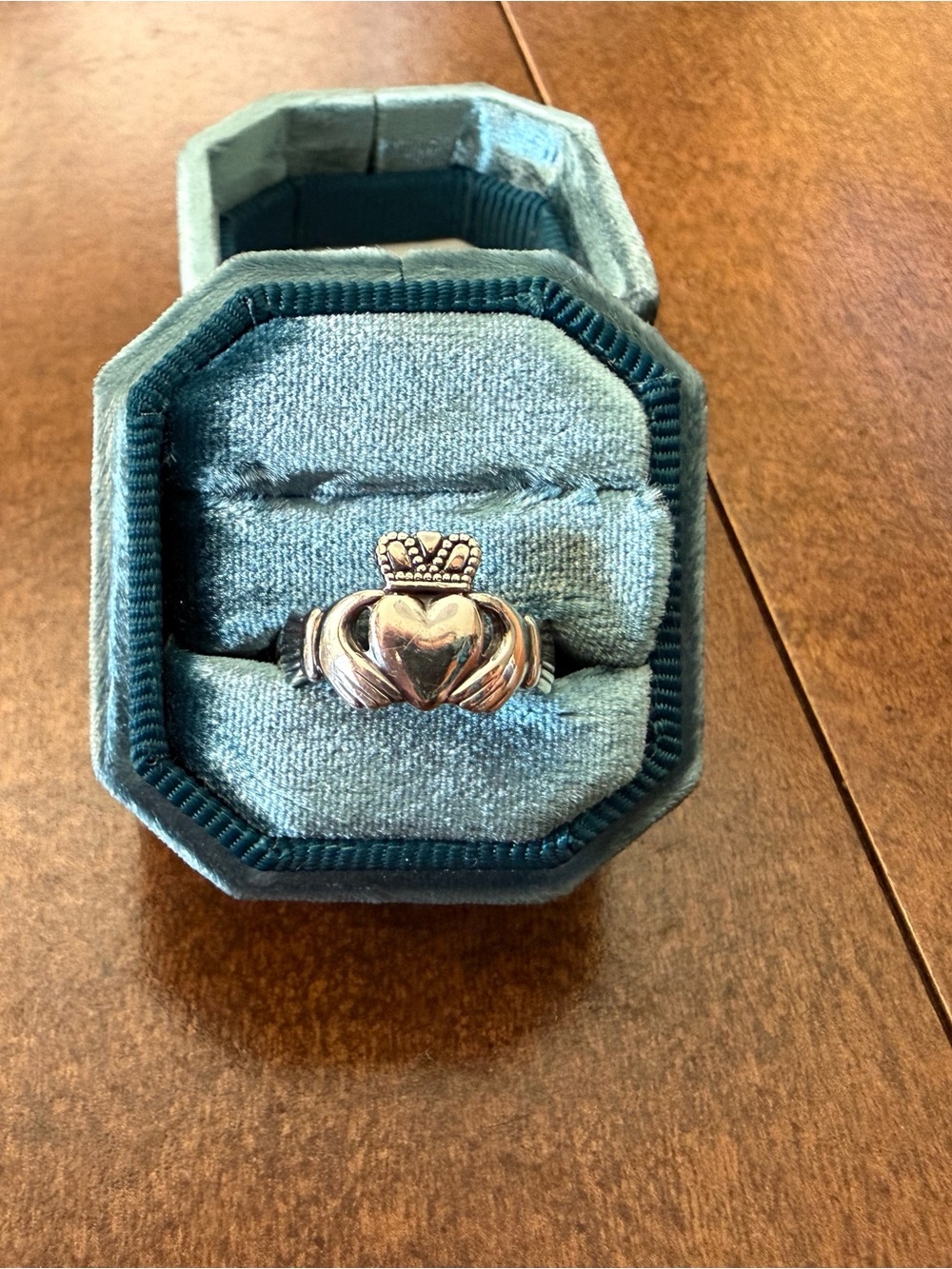 Sterling Silver Solvar Claddagh ring